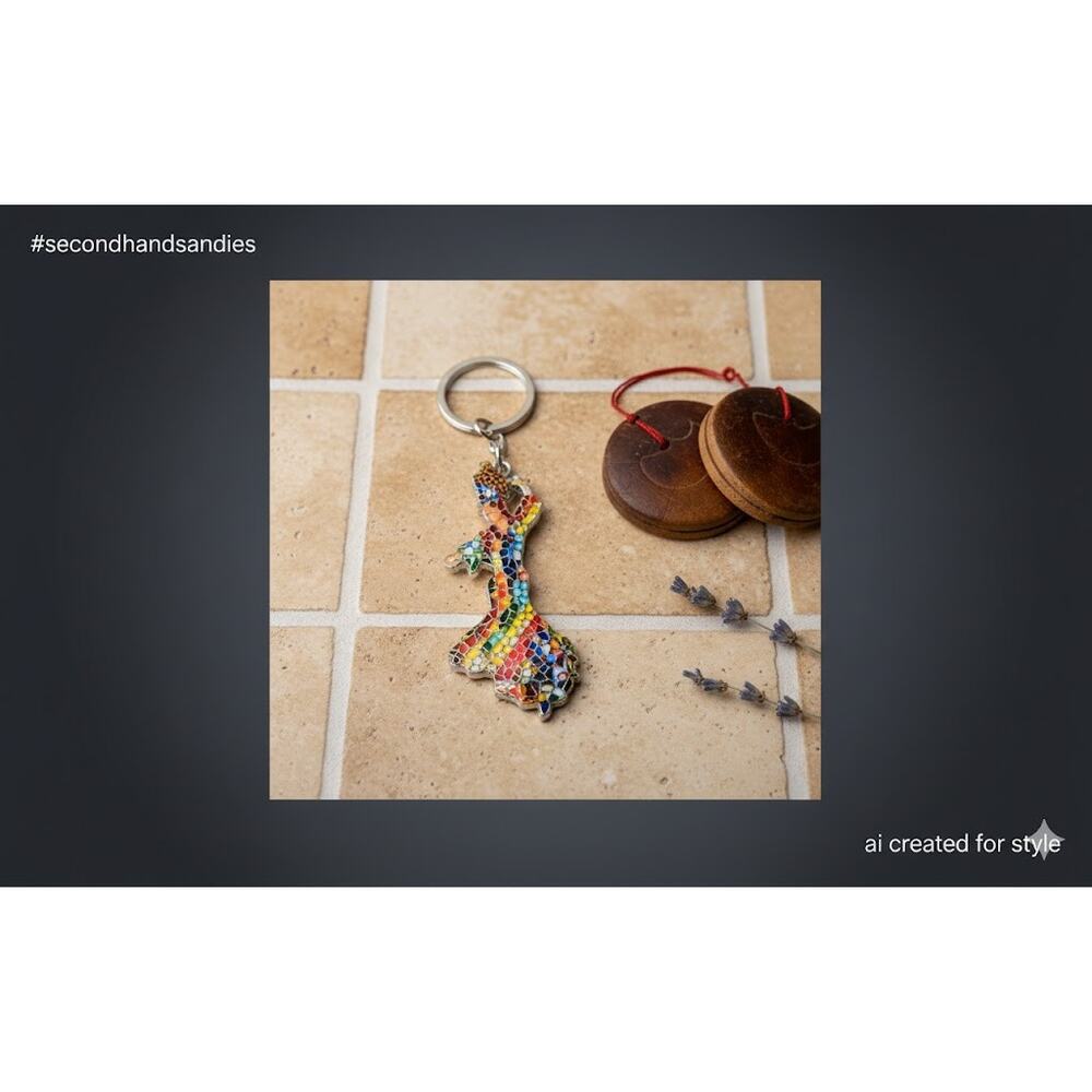 Spanish Revival Gaudí Trencadís Mosaic Flamenco Dancer Souvenir Keychain espana